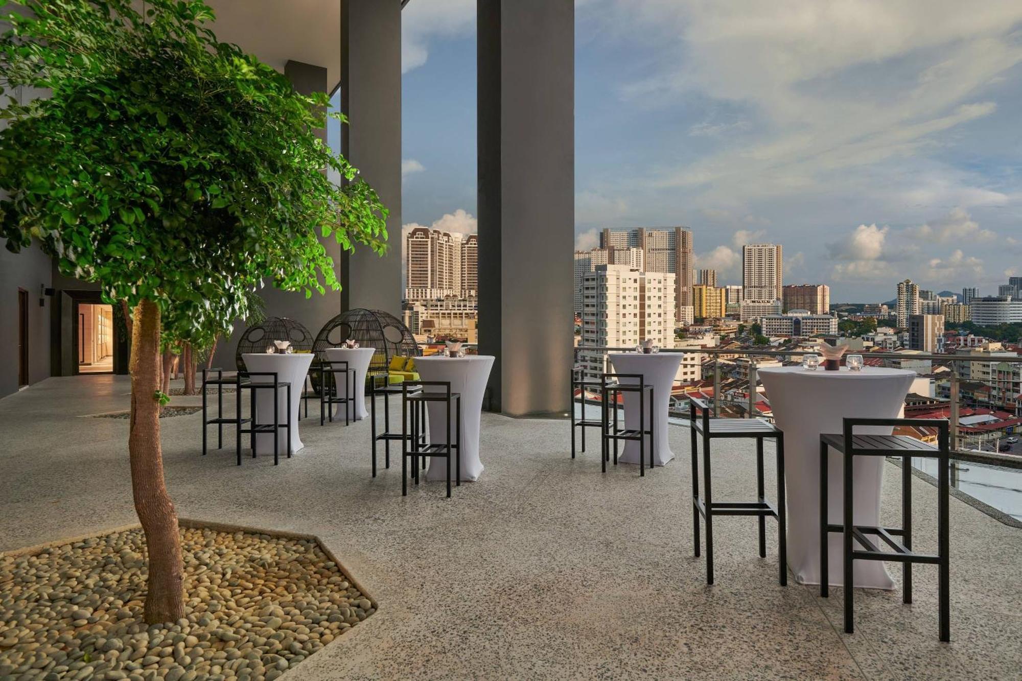 Courtyard By Marriott Penang 4*